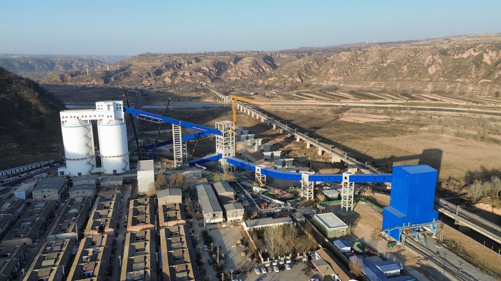 陜煤建設(shè)天工公司土建第九項(xiàng)目部：提前3天，9榀棧橋順利吊裝