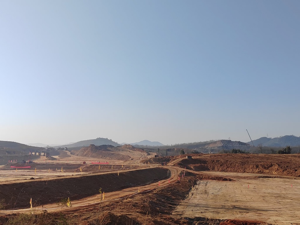 搶晴天、戰(zhàn)雨季 以“光明之戰(zhàn)”鑄就精品工程