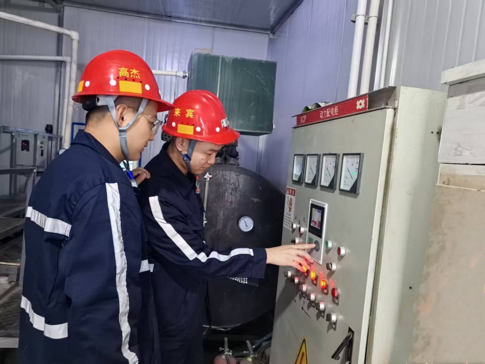 陜煤建設(shè)煤礦運(yùn)營服務(wù)分公司：聚力攻堅 實(shí)干爭先 奮力打贏年度收官戰(zhàn)